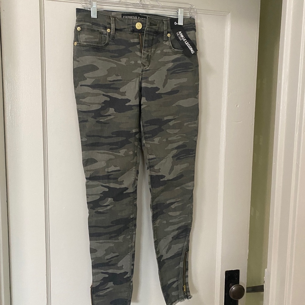 Camo Express Jeans size 0R